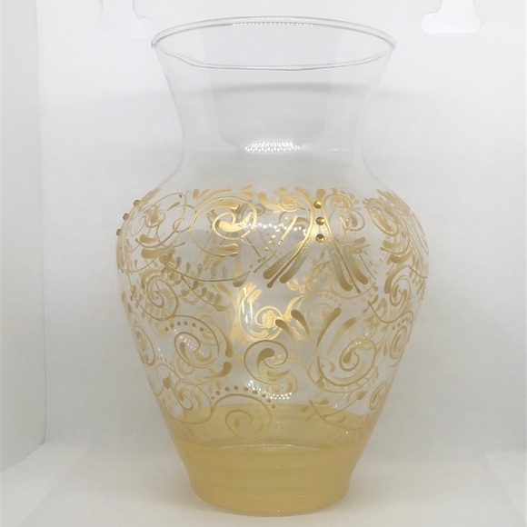 Madiggan Australia 🇦🇺 Individually Hand Painted Vase Preowned - Picture 1 of 5